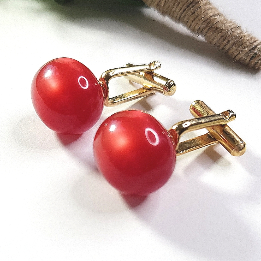 Vintage Red Lucite Moon Glow Gold Tone Cuff Links